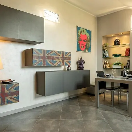 Statuto Prestige - Centro Città&design Elegante Apartamento *
